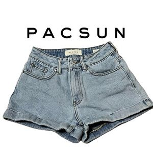 Pacsun Mom Jean Short (Size 22)